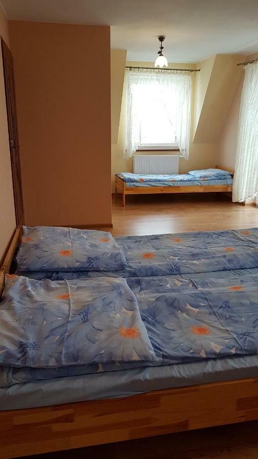 Pokoje Goscinne U Halinki Zab Exterior foto